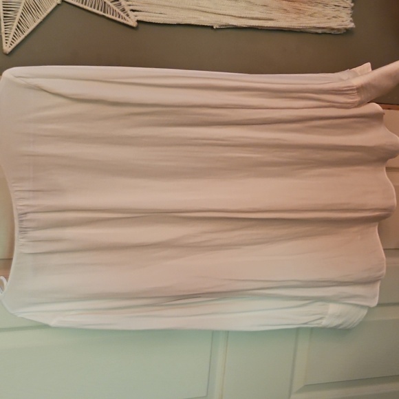 Halston Heritage White Pleated Long Sleeve Blouse - Picture 4 of 4
